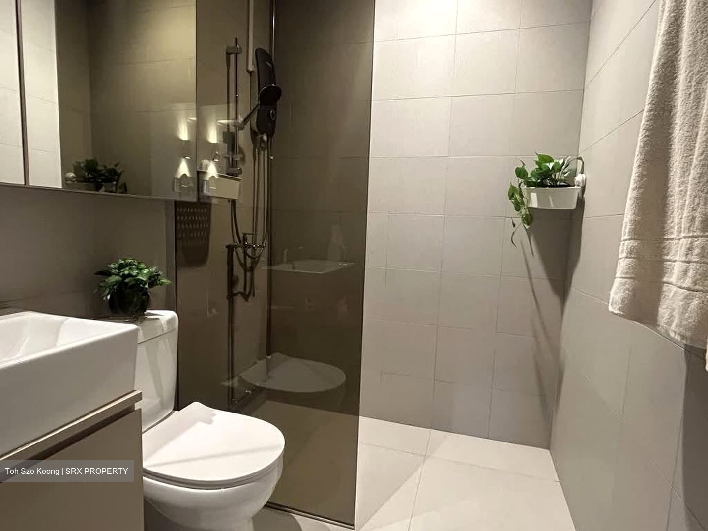Kitchener Road (D8), Apartment #605909211